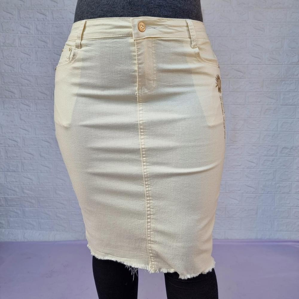 Falda de Mezclilla Beige